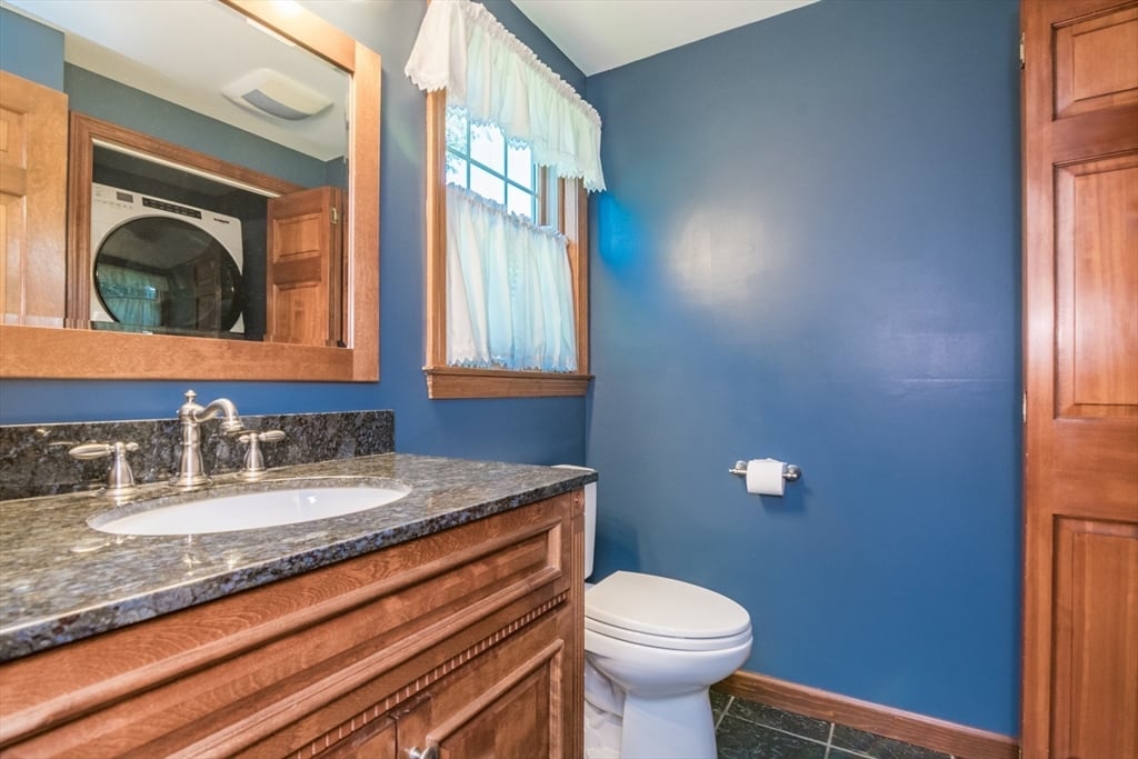 68 Highland Ave Photo 6