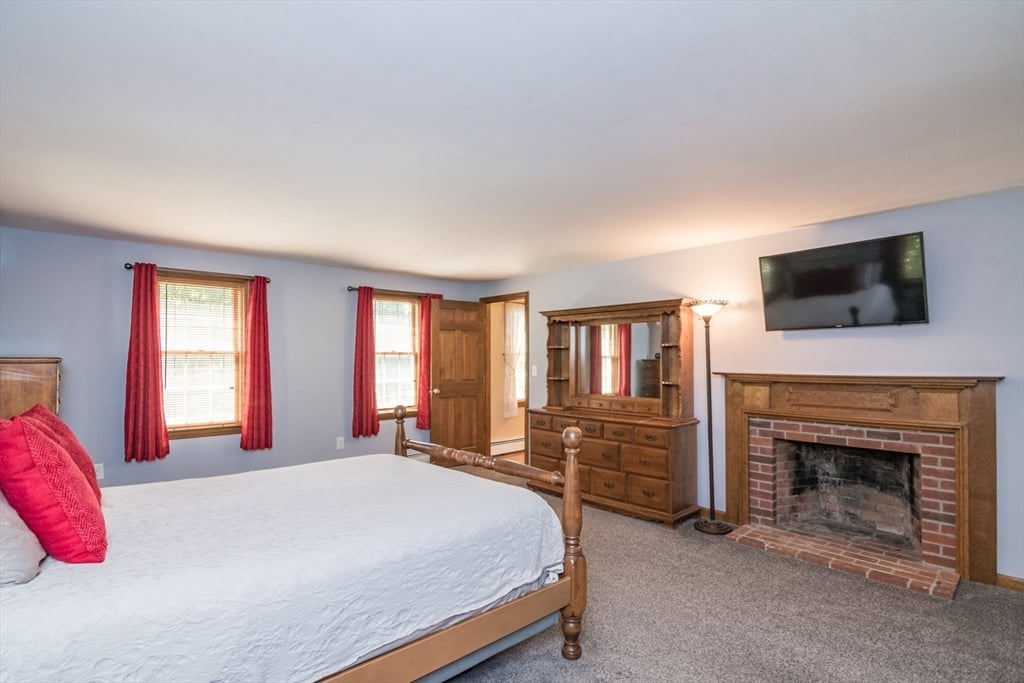 68 Highland Ave Photo 23