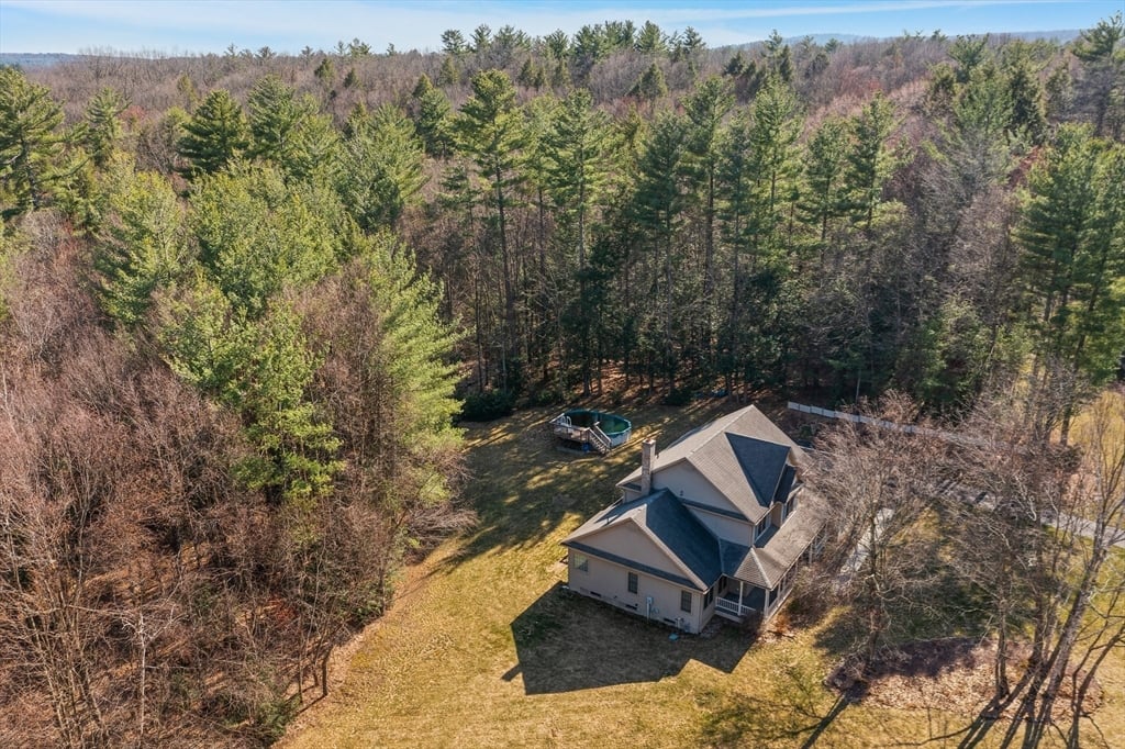 12 Golden Cir Photo 40