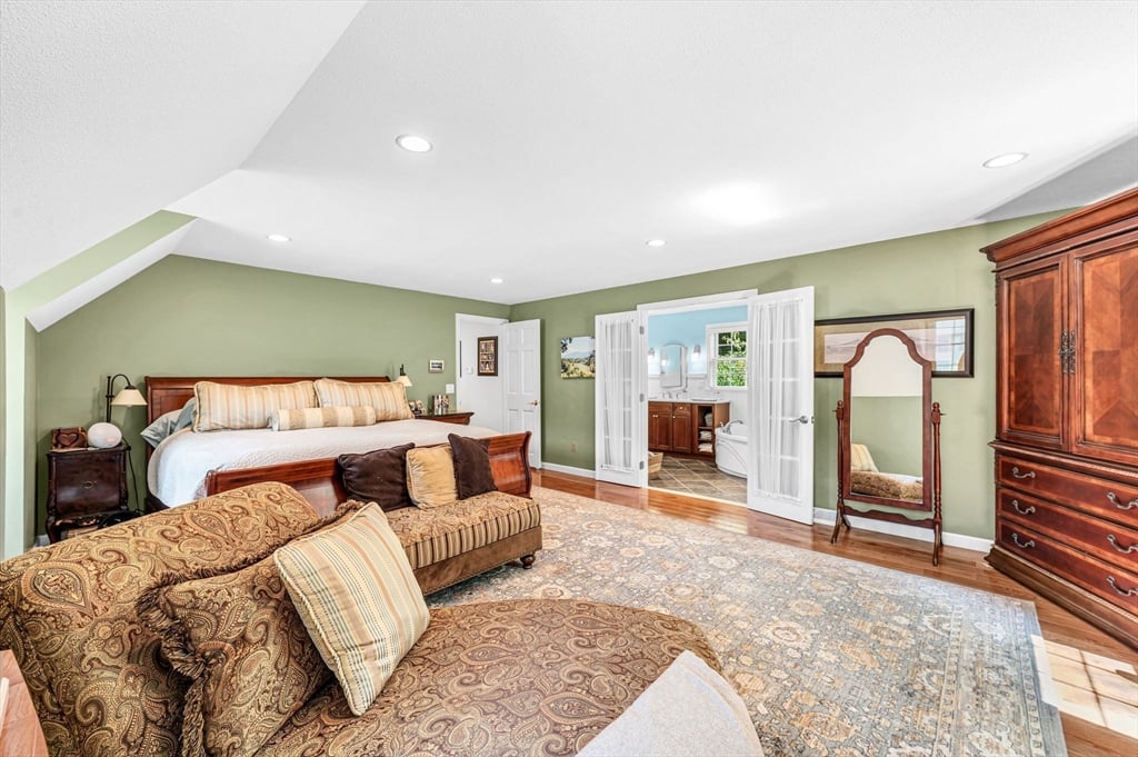 115 Williamsburg Dr Photo 19