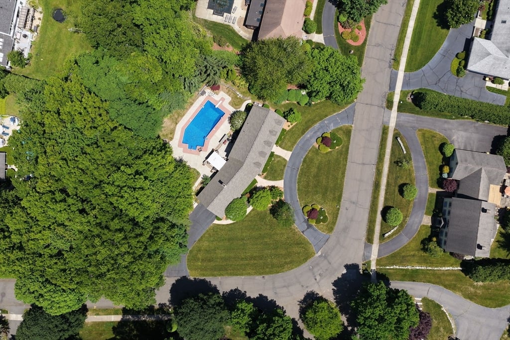 115 Williamsburg Dr Photo 41