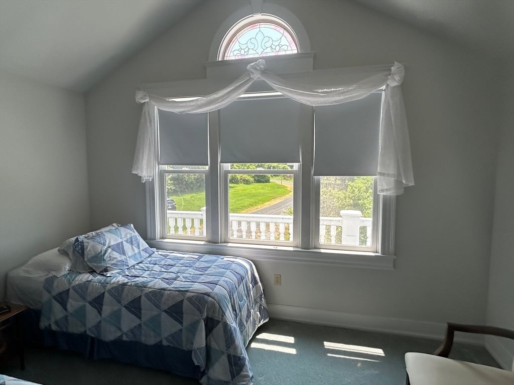 365 Middle St Photo 36