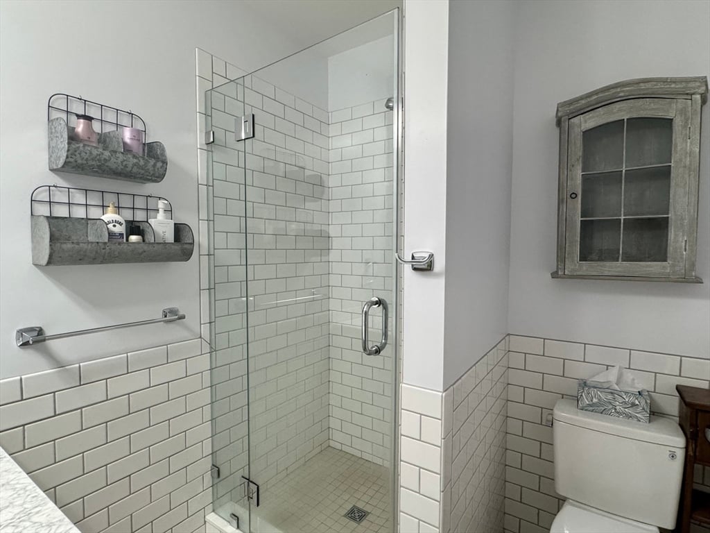 10 Deerfield Ave  #9 Photo 16