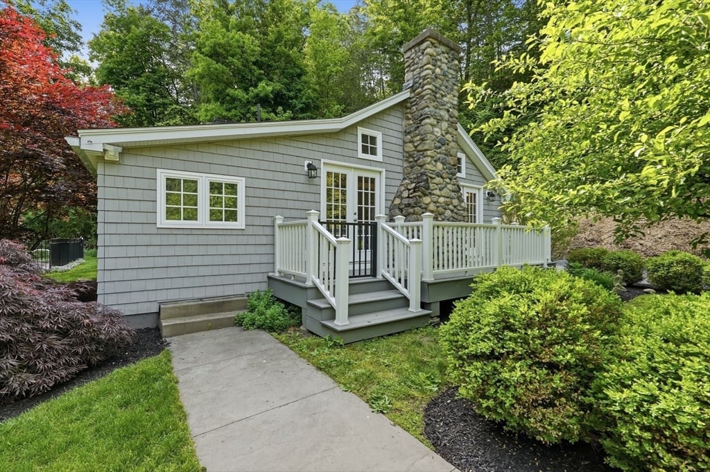 32 Eunice Williams Dr Photo 5