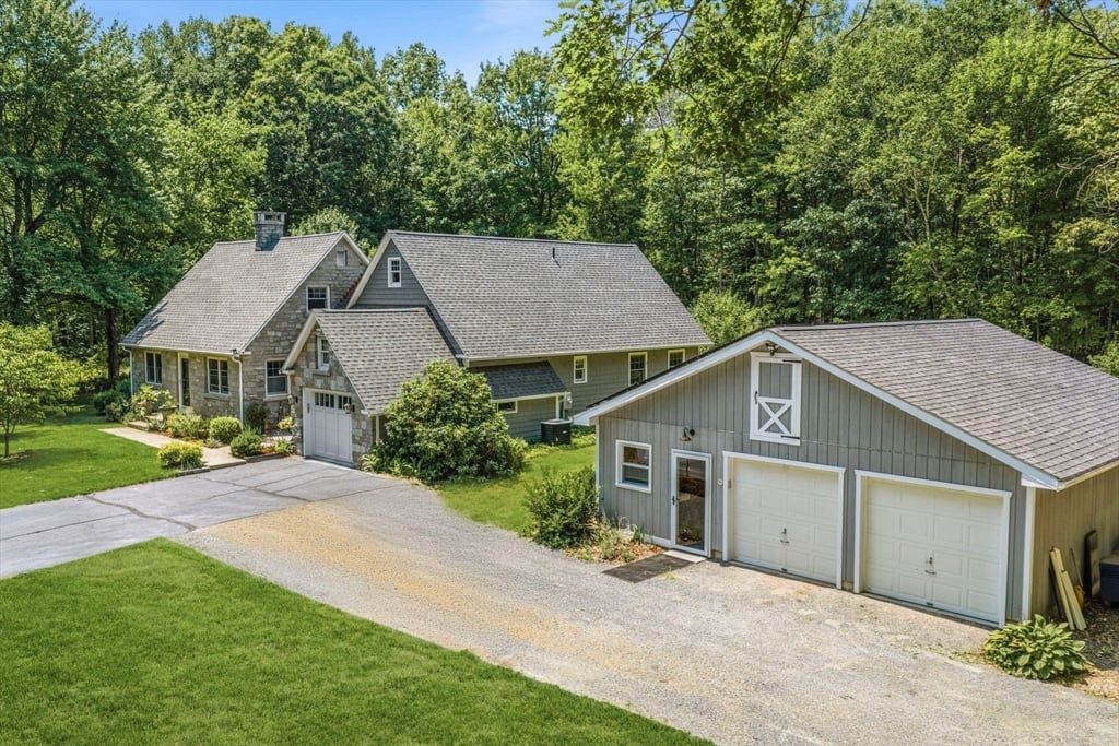 33 Rattle Hill Rd Photo 6
