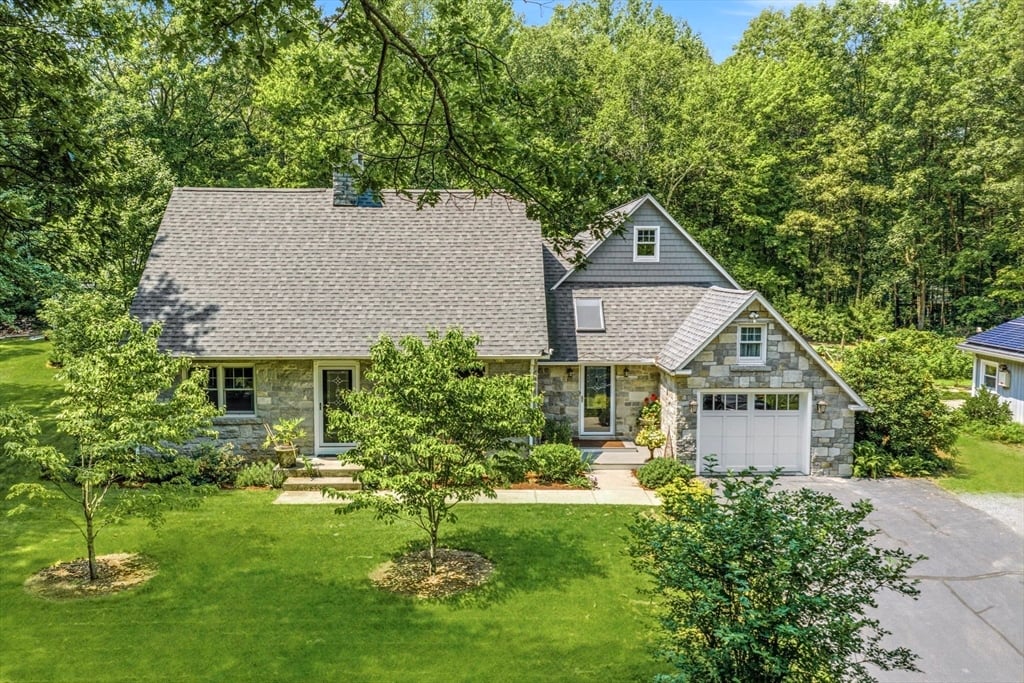 33 Rattle Hill Rd Photo 4