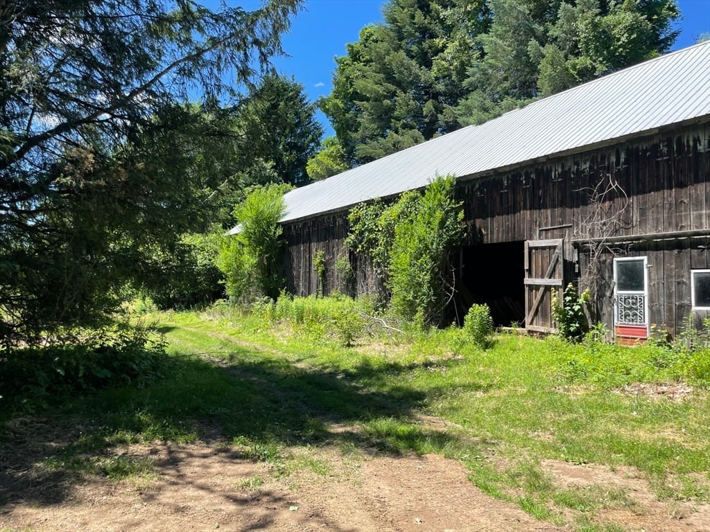 239 River Road Photo 10