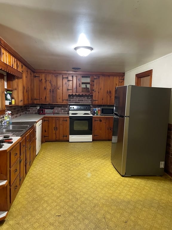 239 River Road Photo 14