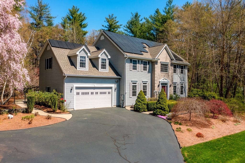 5 Golden Circle Photo 1