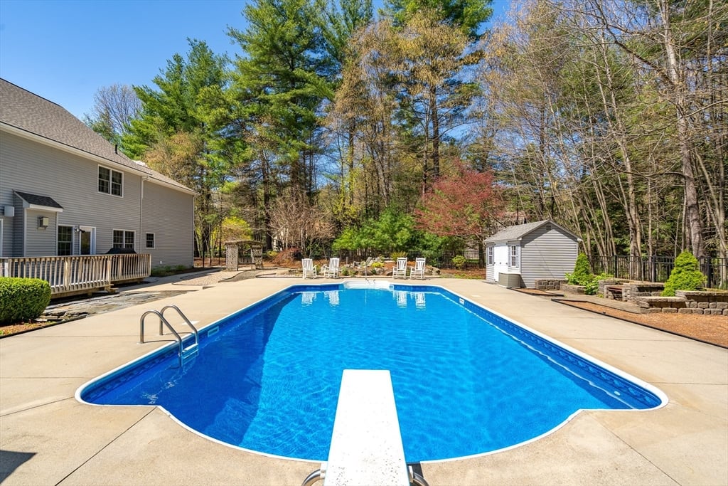 5 Golden Circle Photo 8