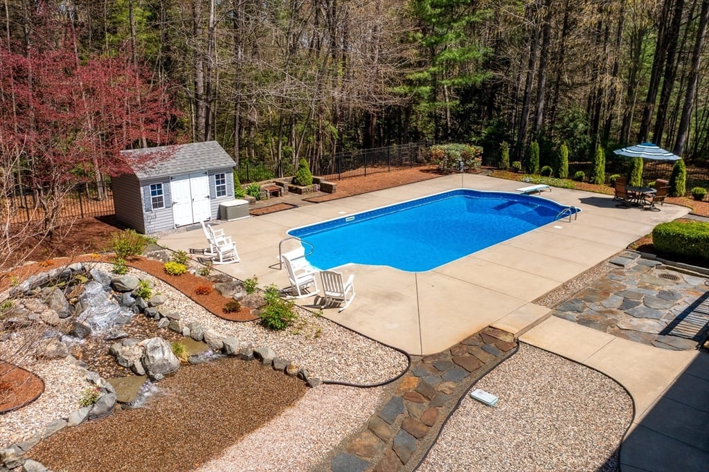 5 Golden Circle Photo 7