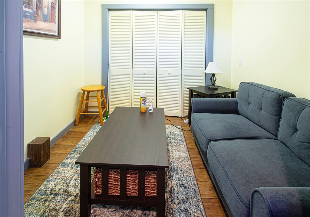 320 Riverside Dr  #1 Photo 21