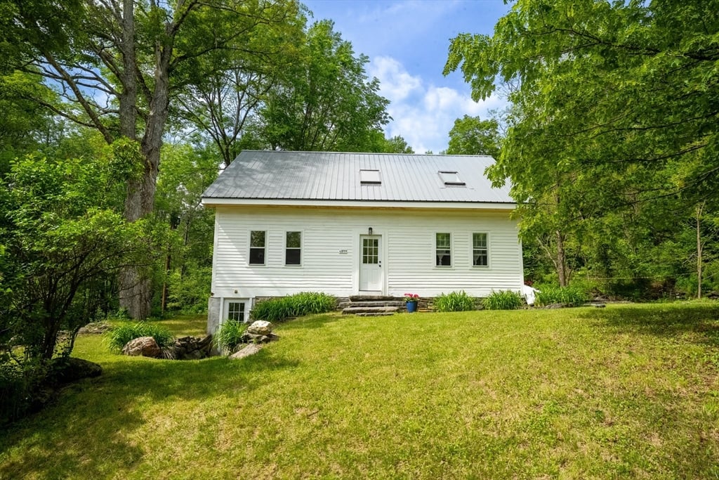162 Nash Rd Photo 2