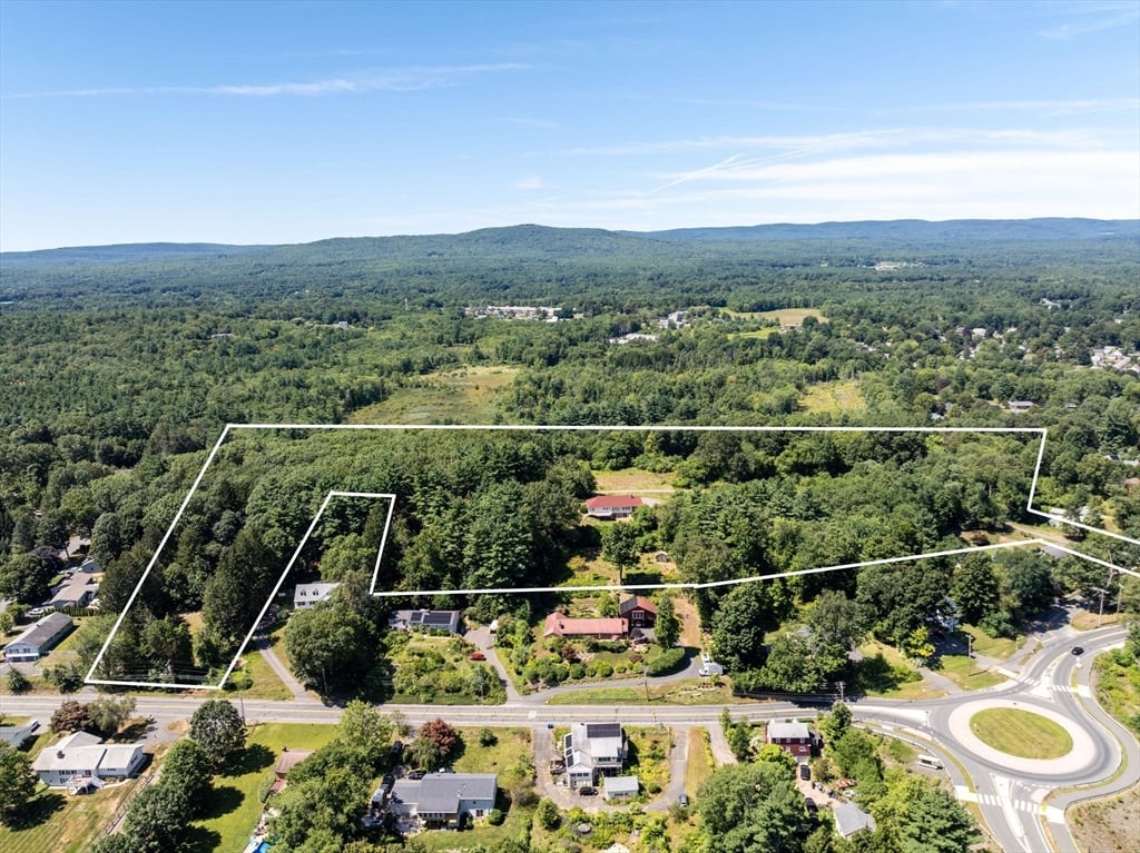 6 South St & Abutting Lots Photo 2