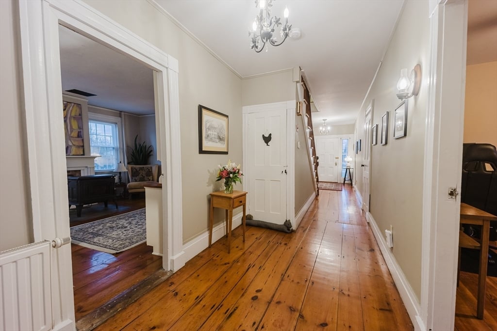 33 Main Street Photo 22