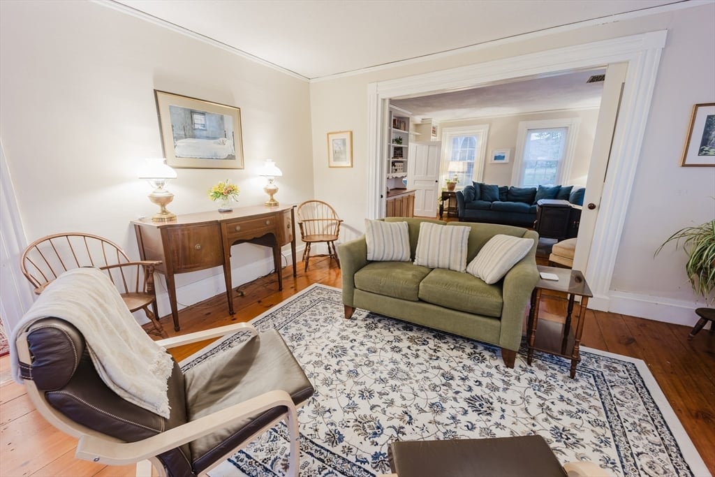 33 Main Street Photo 28