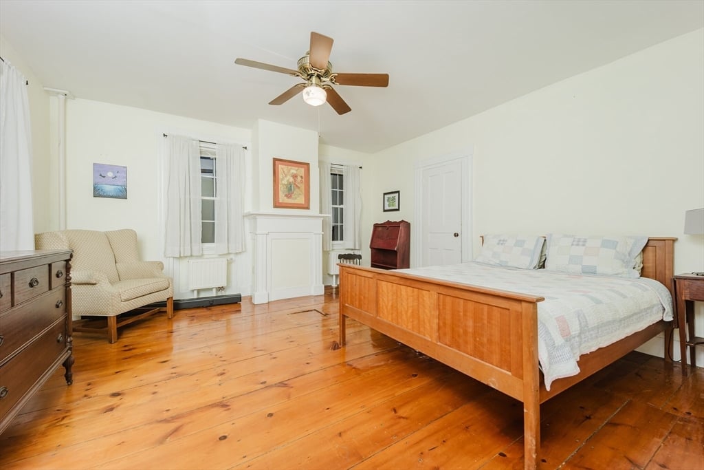 33 Main Street Photo 30