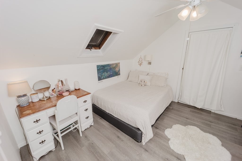 33 Main Street Photo 42