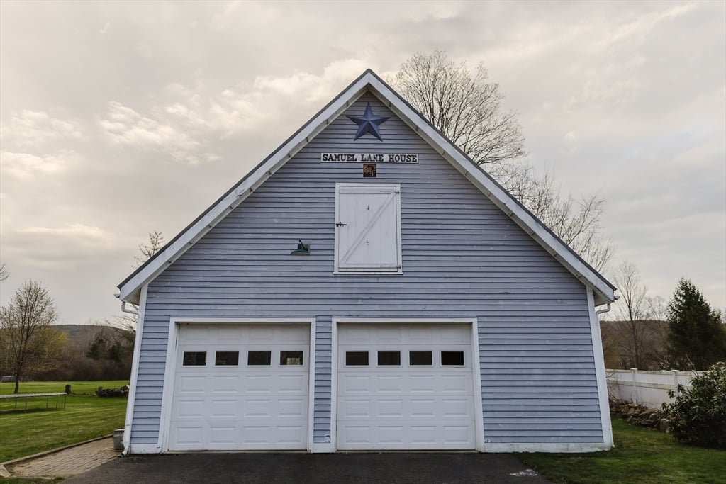 33 Main Street Photo 5