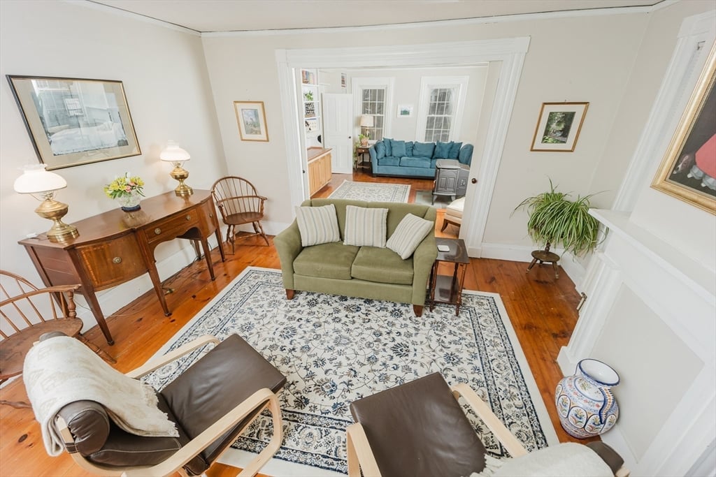 33 Main Street Photo 29