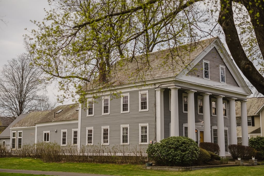 33 Main Street Photo 3