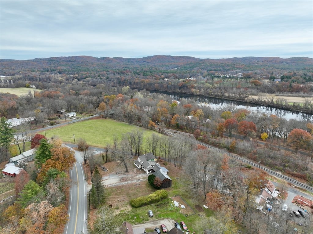 719 Mount Hermon Station Photo 6