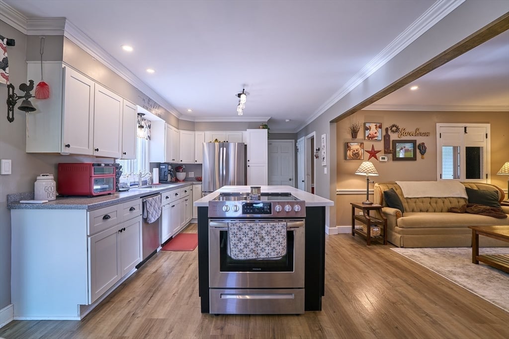 144 Pantry Road Photo 6