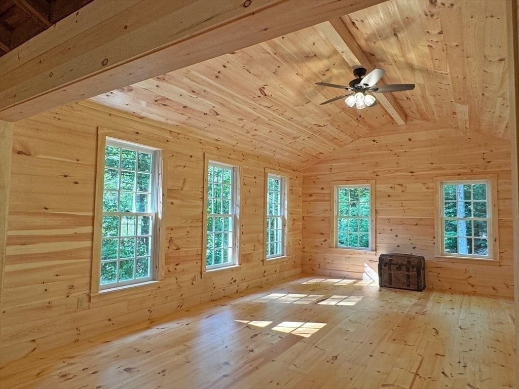 14 Wood Way Photo 24