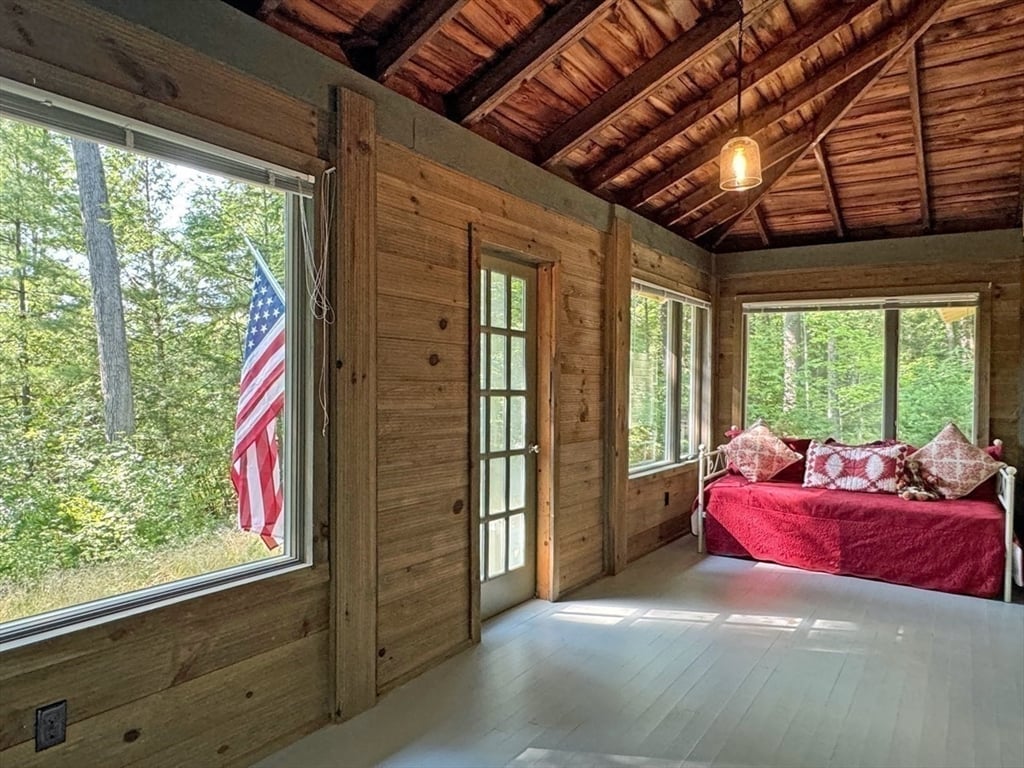 14 Wood Way Photo 12