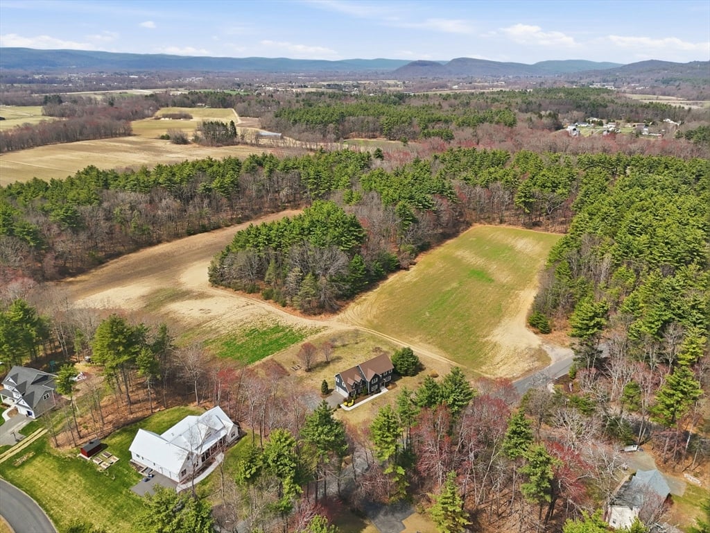 13 Shattuck Rd Photo 37