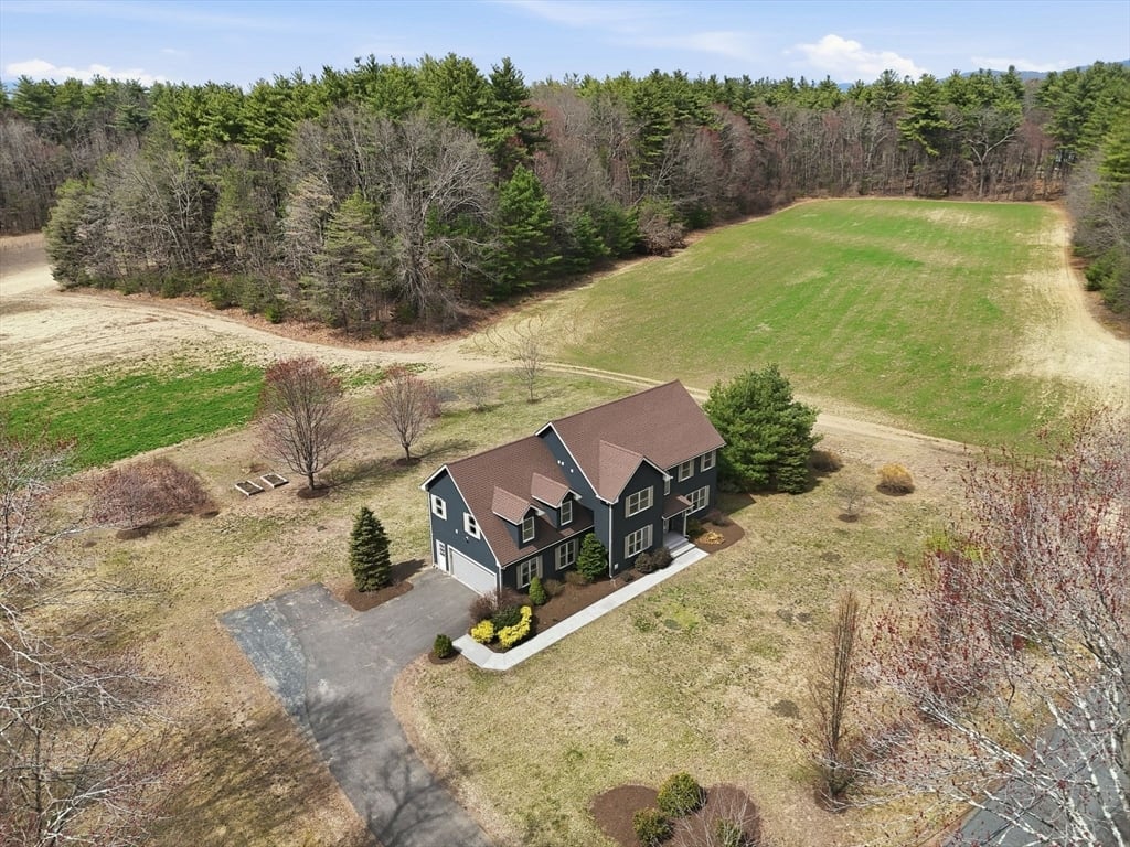 13 Shattuck Rd Photo 2