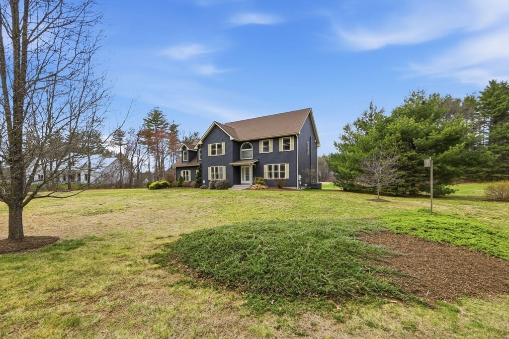 13 Shattuck Rd Photo 6