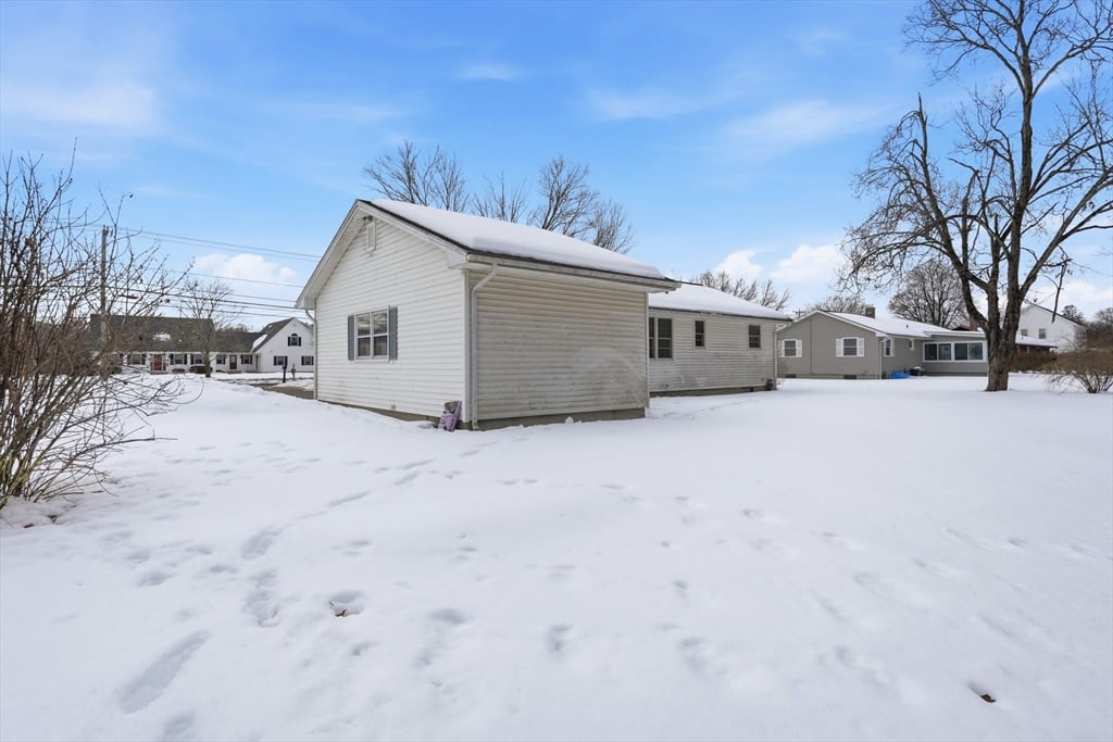 62 Bridge St. Photo 25