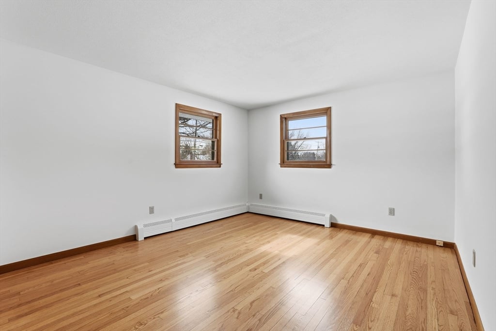 62 Bridge St. Photo 13