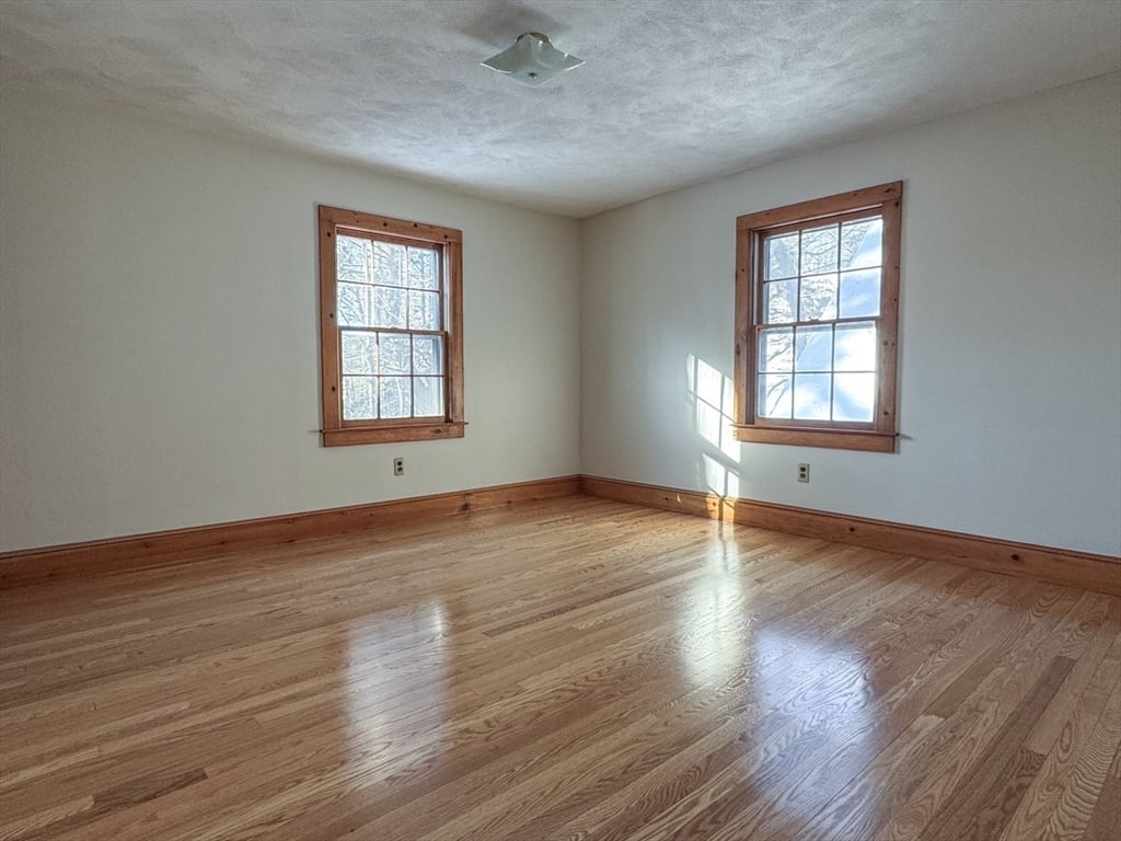 18 Stage Road Photo 19