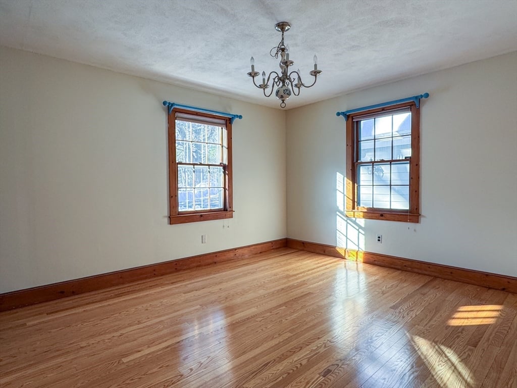 18 Stage Road Photo 11