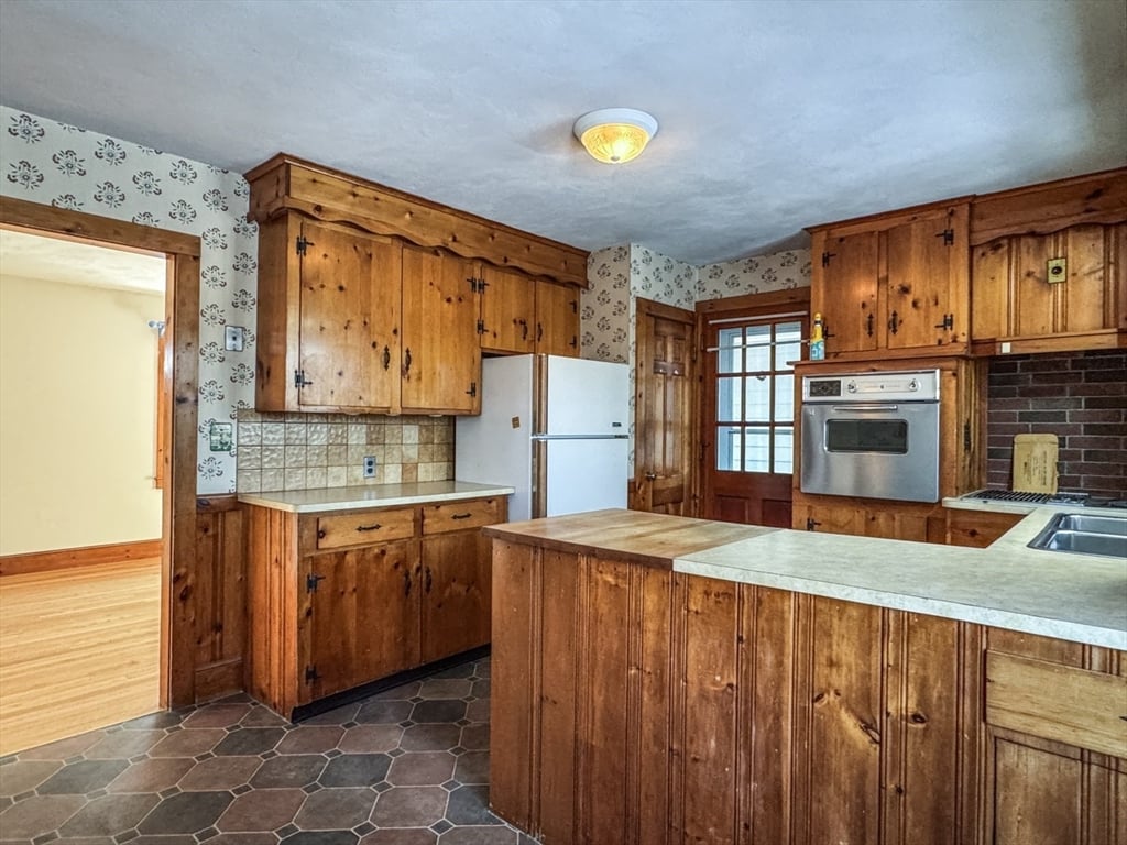 18 Stage Road Photo 9