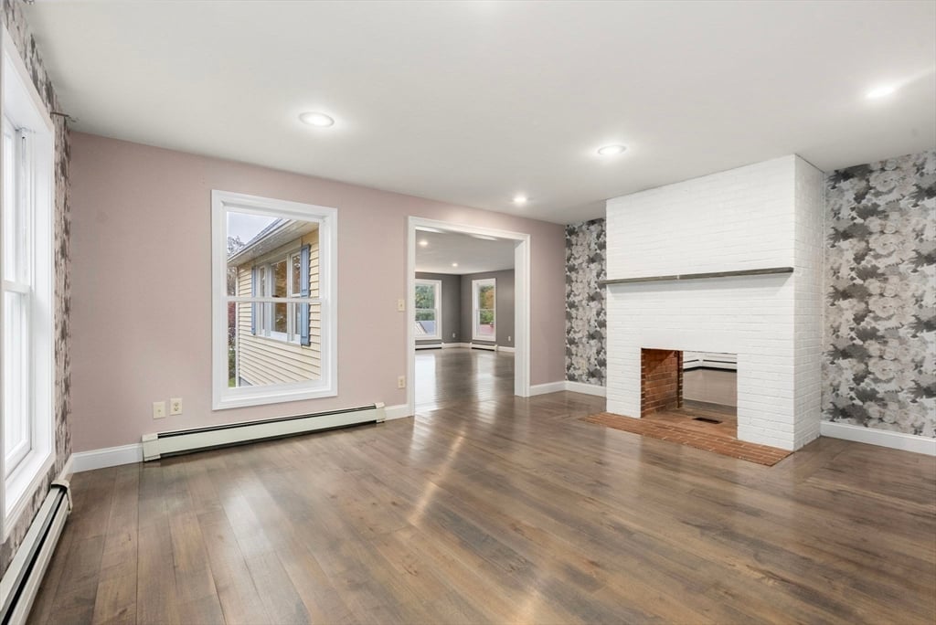 163 S. Shelburne Rd Photo 3