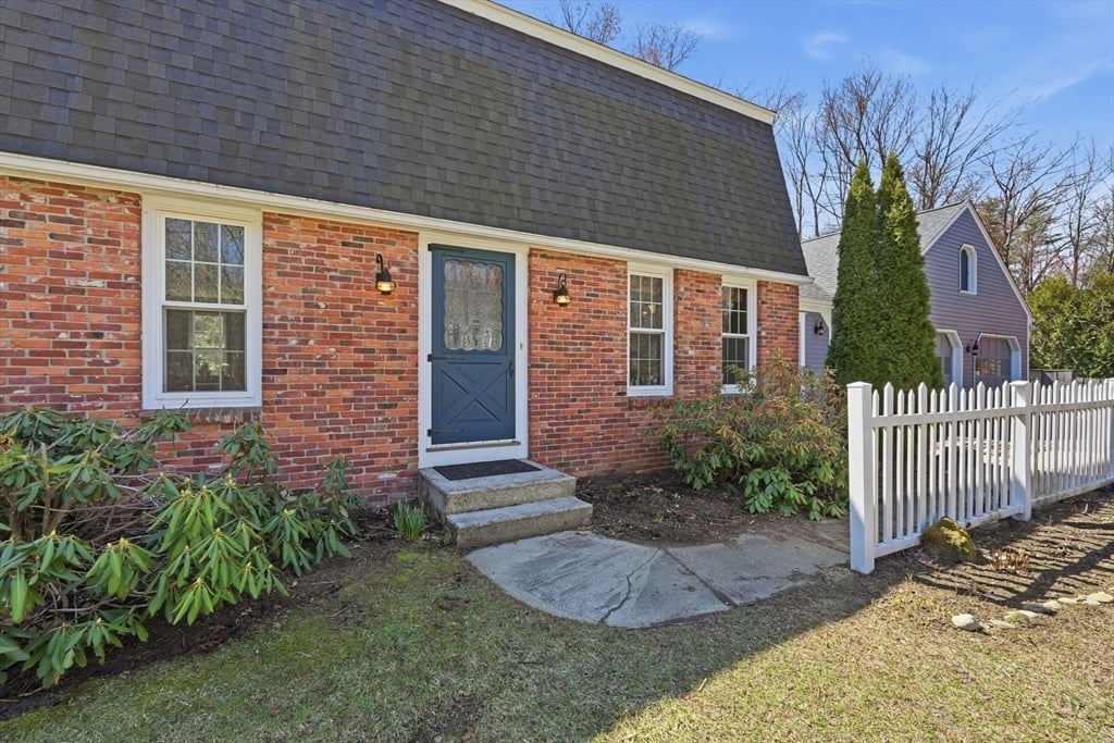 21 Meadow Wood Dr Photo 2