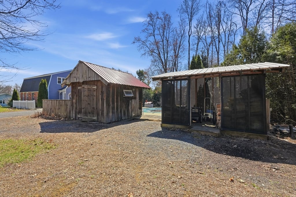 21 Meadow Wood Dr Photo 36