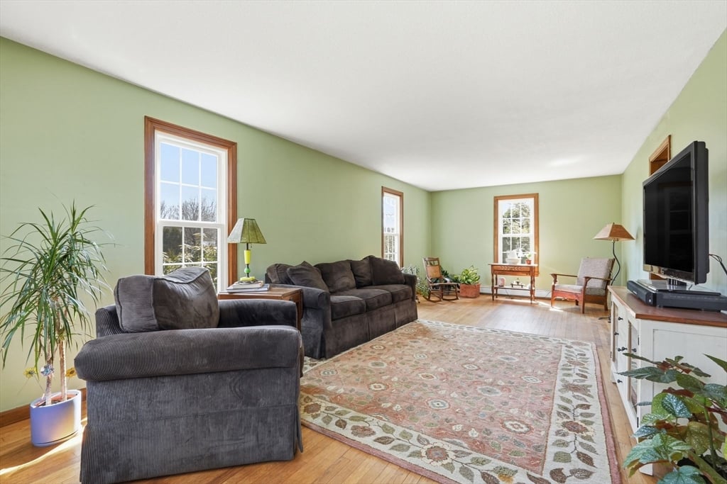 21 Meadow Wood Dr Photo 17