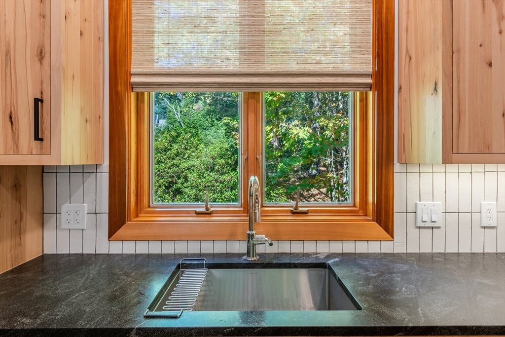 100 Larkspur Dr Photo 13