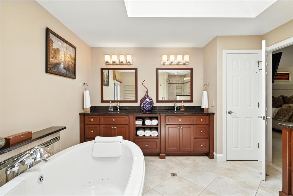 111 Ashford Road Photo 27