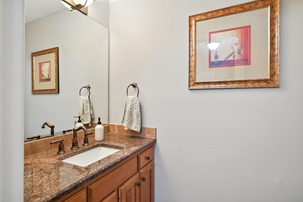 111 Ashford Road Photo 19