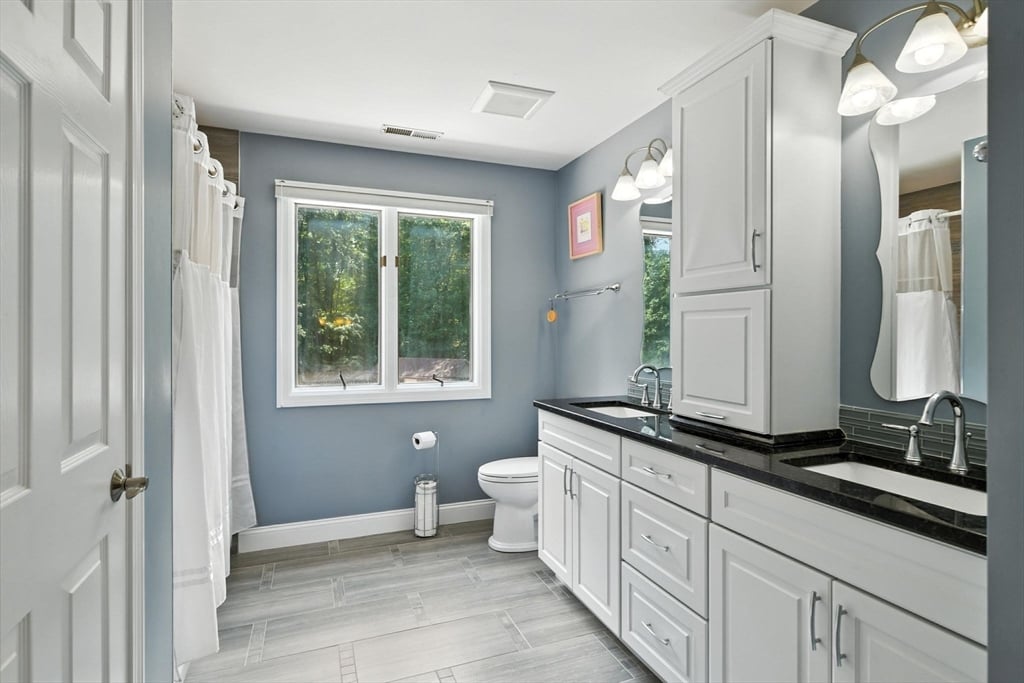 111 Ashford Road Photo 30