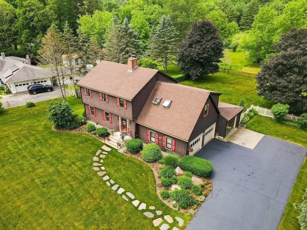 714 Colrain Rd Photo 41