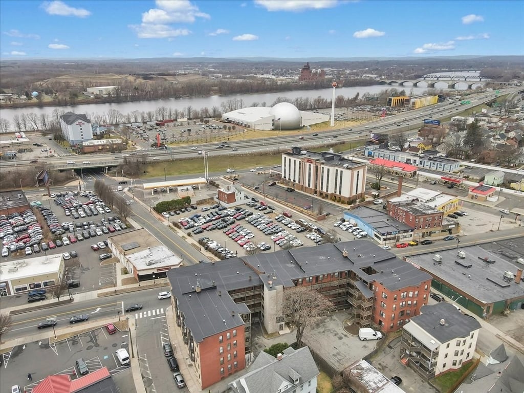 64 Myrtle Street Photo 24