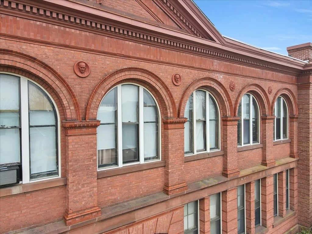 64 Myrtle Street Photo 35