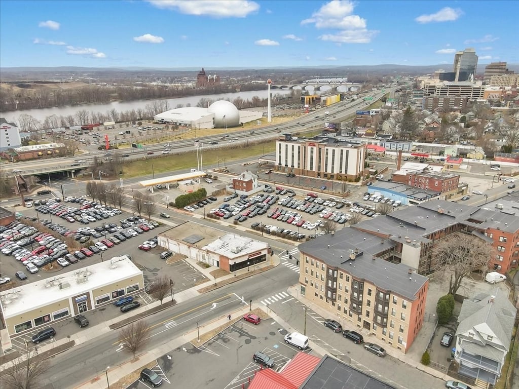 64 Myrtle Street Photo 25