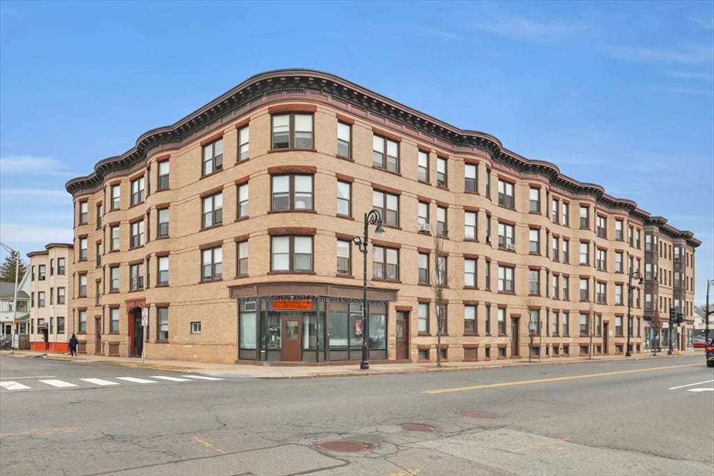 64 Myrtle Street Photo 26